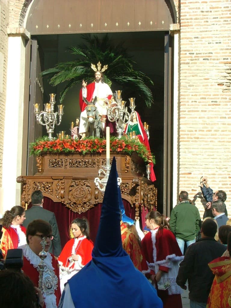 Las inclemencias meteorológicas impiden que «La Borriquita» culmine su estacion de penitencia