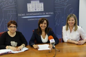El Ayuntamiento de Motril y AGRAFIM se unen para conmemorar el Día Internacional de la Fibromialgia