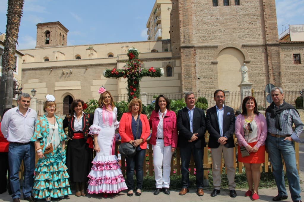 Arrancan las Cruces de Mayo 2013