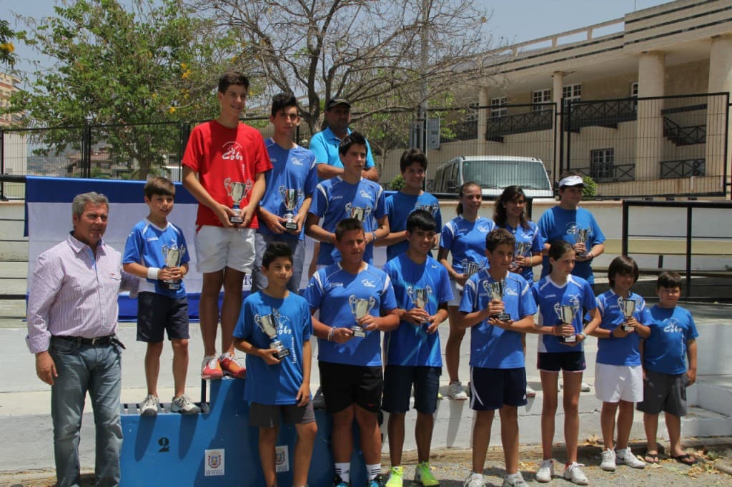 Las pistas municipales vivieron la “gran fiesta del tenis” con el Master club Cobo Motril