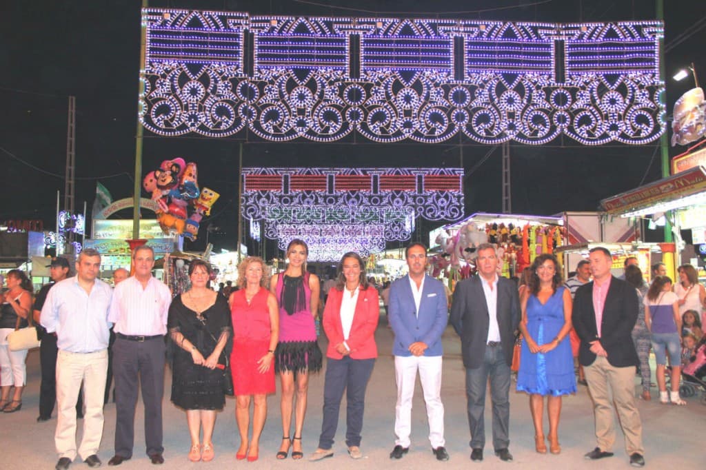 La alcaldesa destaca la atención a turistas en la Feria de Motril 2013