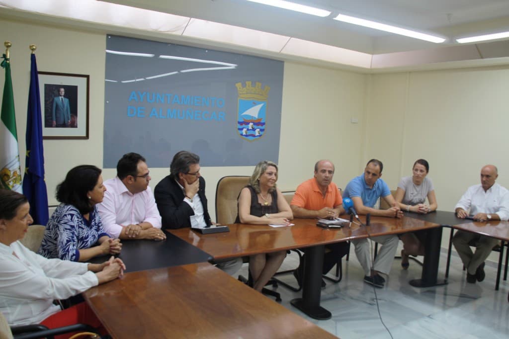 El Equipo de Gobierno de Almuñécar se presenta ante los medios más fuerte que nunca