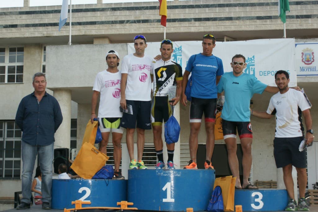 La V Triatlón-Cross reúne en Motril a las mejores figuras de esta exigente disciplina
