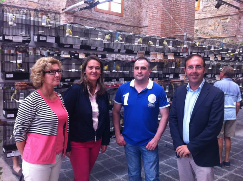El XXII Concurso ornitológico convierte a Motril en referente internacional de los aficionados a los pájaros