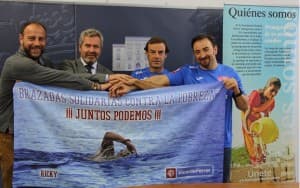 Tres motrileños cruzarán a nado el estrecho de Gibraltar con ‘Brazadas Solidarias’