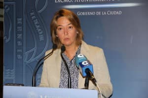 La alcaldesa estudiará una ubicación definitiva para el ‘mercadillo’ de Motril