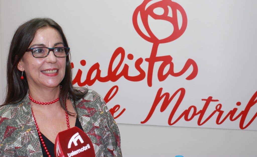 El PSOE denuncia que es innecesario ahora quitar la ‘Paellera’ de la avenida de Salobreña