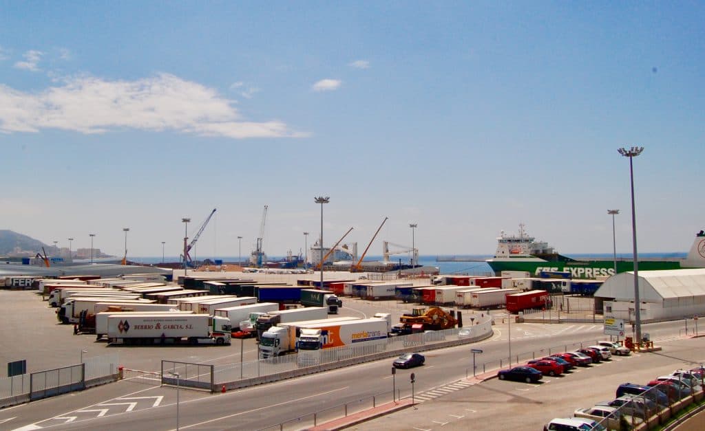 Motril defiende que la línea regular que le une con Melilla se incluya en contrato marítimo de Marina Mercante