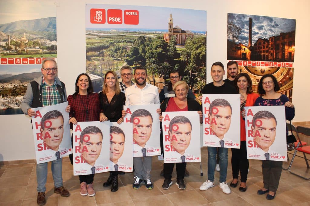 El PSOE de Motril inicia la campaña pidiendo el voto para Pedro Sánchez “ante la abstención que busca la derecha”