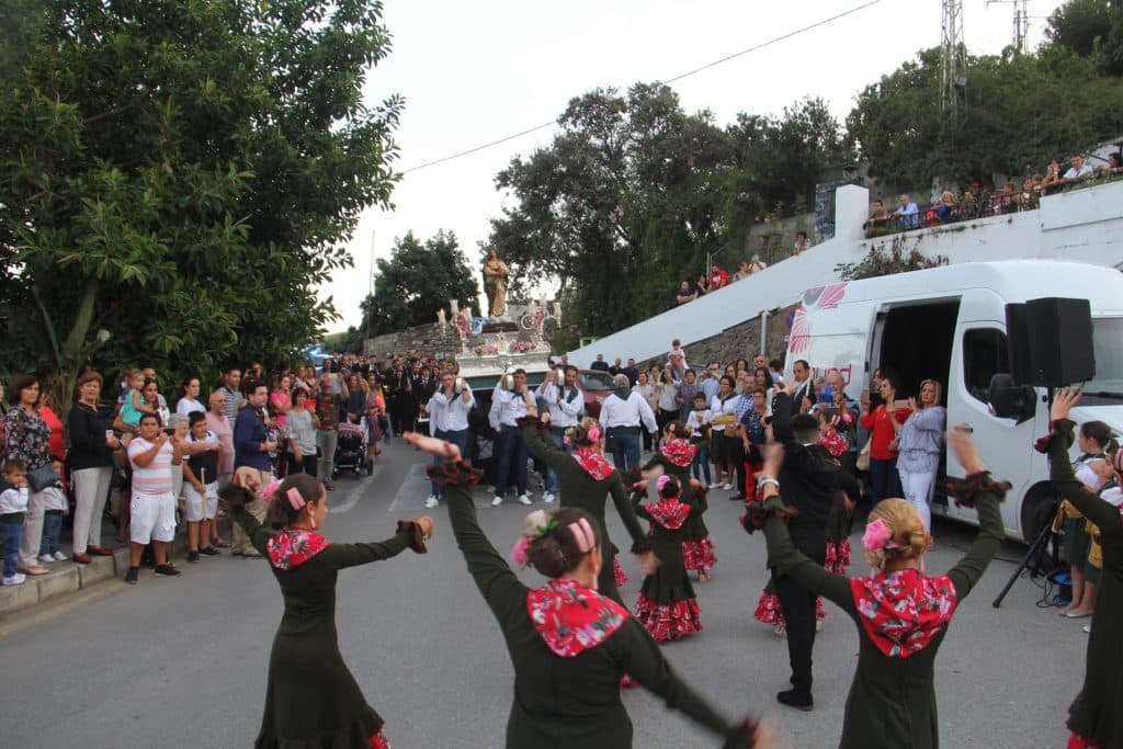 La Fiesta de la Chirimoya alcanza su 49º edición en el barrio de Torrecuevas