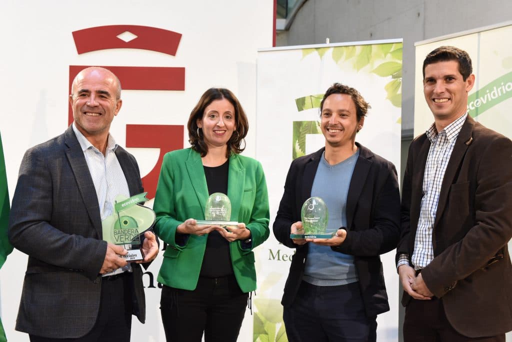 Almuñécar, segunda ciudad española que más vidrio ha reciclado este verano