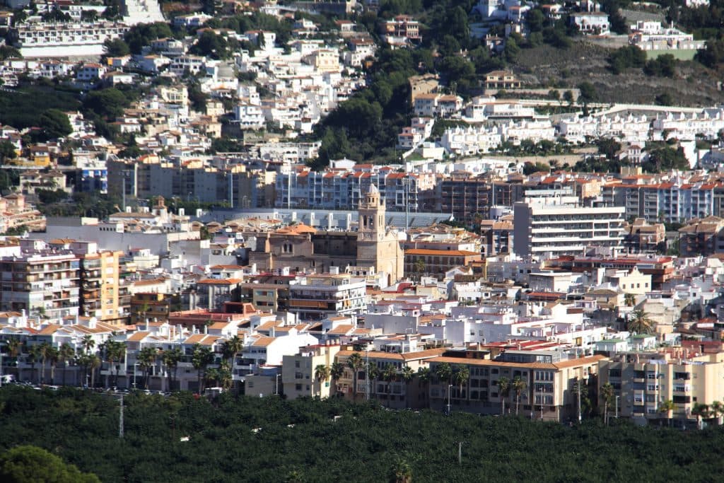 Fallece ahogada una menor de 11 años en una piscina familiar en Almuñécar
