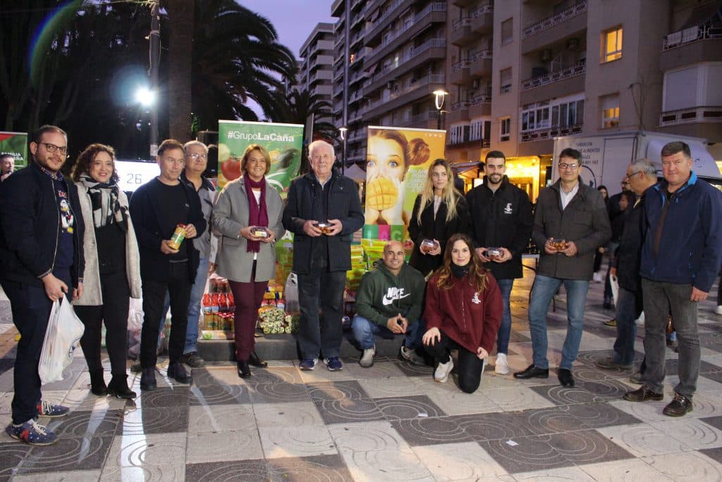 Los motrileños suman puntos practicando el deporte de la solidaridad
