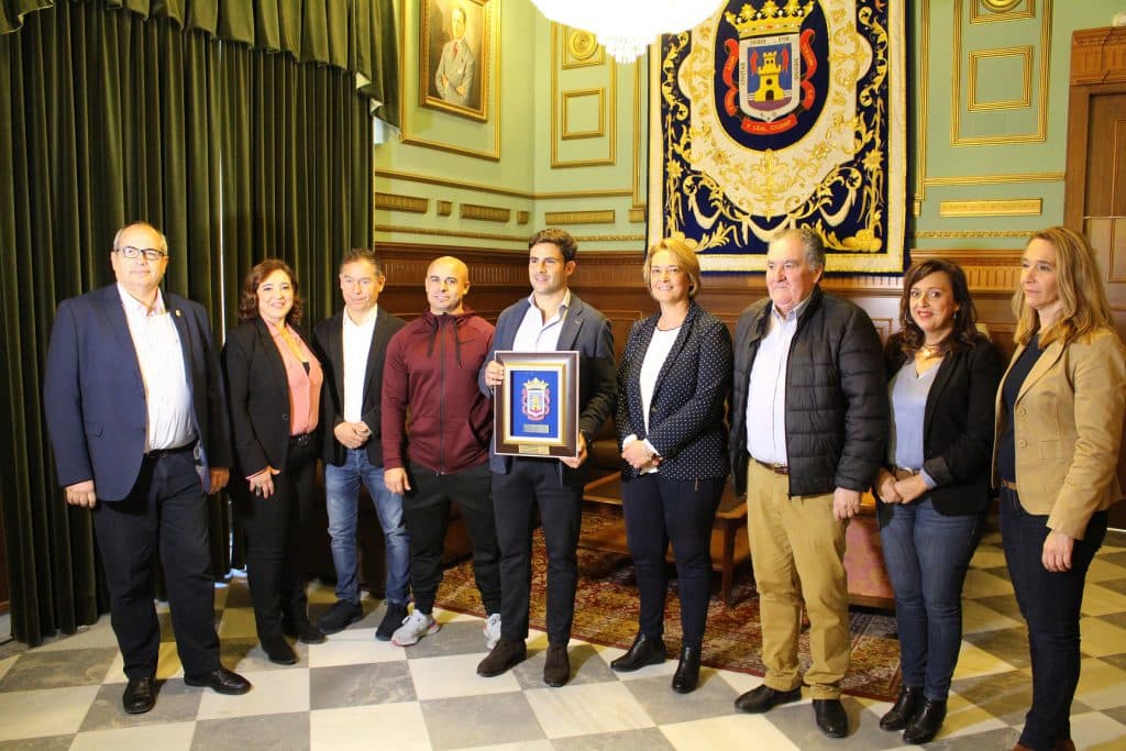 El Francisco Hernández luce su orgullo motrileño en el escenario del rugby internacional