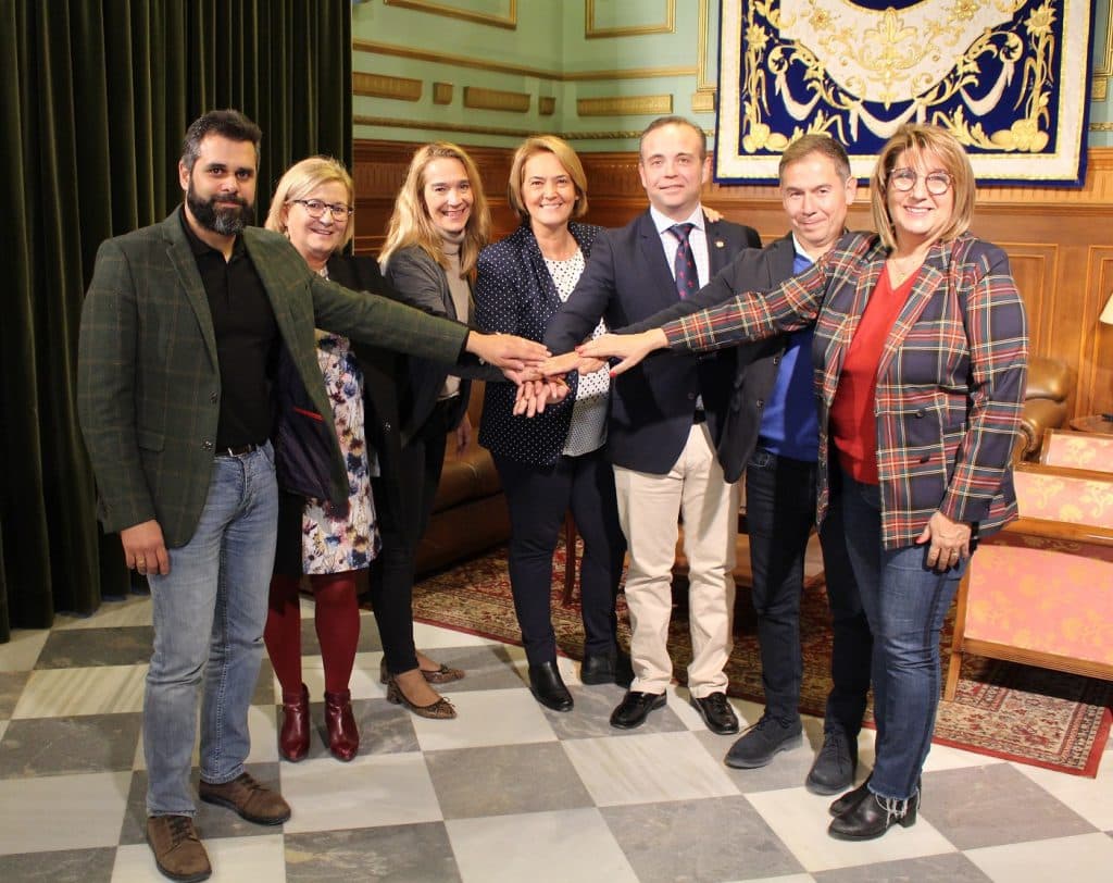 García Chamorro: «El respaldo municipal garantizará una proyección sin precedentes de la Semana Santa de Motril»