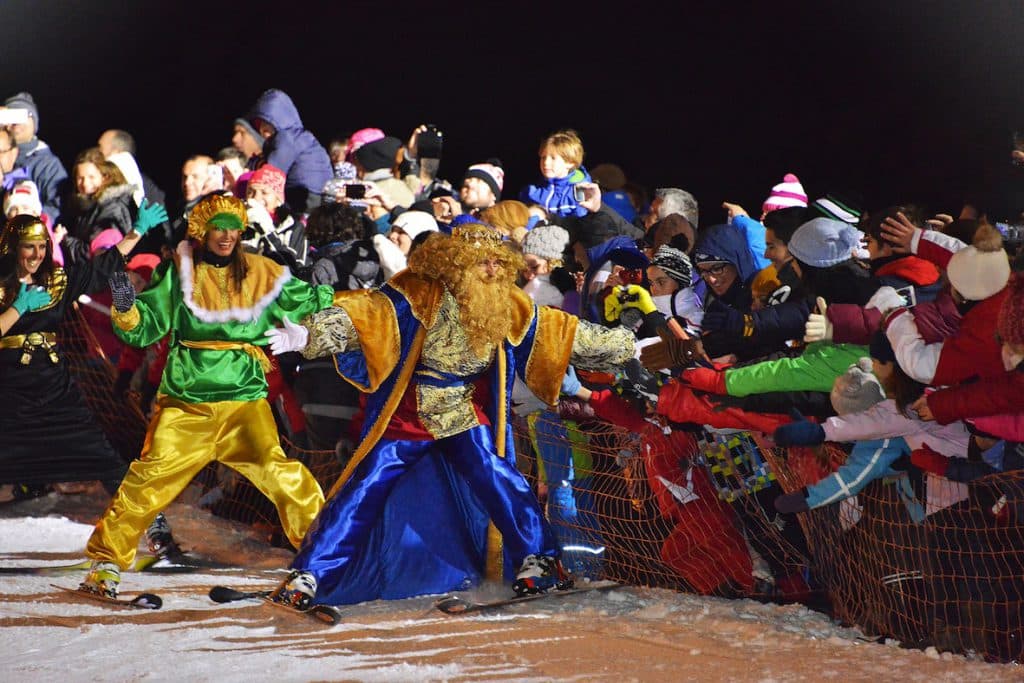 Sus Majestades los Reyes Magos llegarán a Sierra Nevada por la pista iluminada de El Río