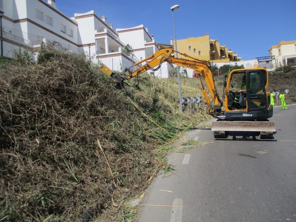 Operaciones de conservación y explotación en carreteras del Estado en Granada