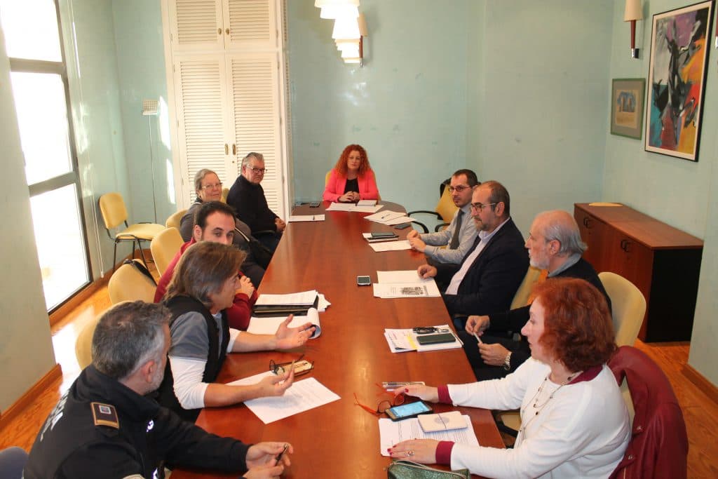 Salobreña constituye una comisión para estudiar la movilidad en el Casco Histórico