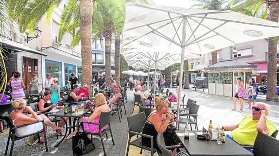 Plan de reactivación de las terrazas en Motril para la Fase I de desescalada