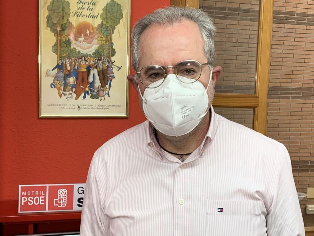 El PSOE pregunta por los «numerosos apagones» en el paseo de Los Álamos