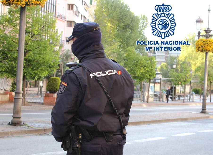 La Policía Nacional detiene a un varón por adquirir un ordenador robado valorado en 1.200 euros