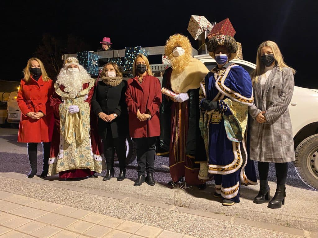 Motril brindó una bienvenida histórica a los Reyes Magos de Oriente