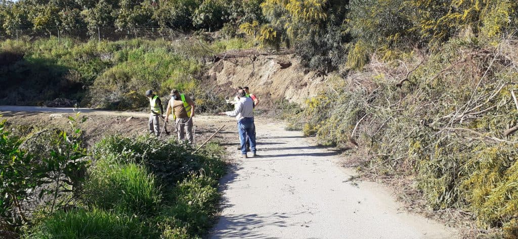 El adecentamiento del camino del Canal de Salobreña provocará cortes intermitentes en los próximos días