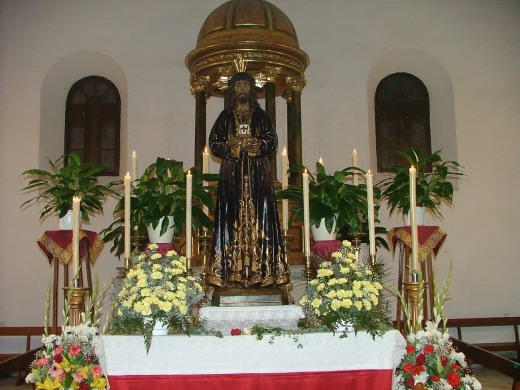 Motril se rinde a los pies del Santísimo Cristo de Medinaceli