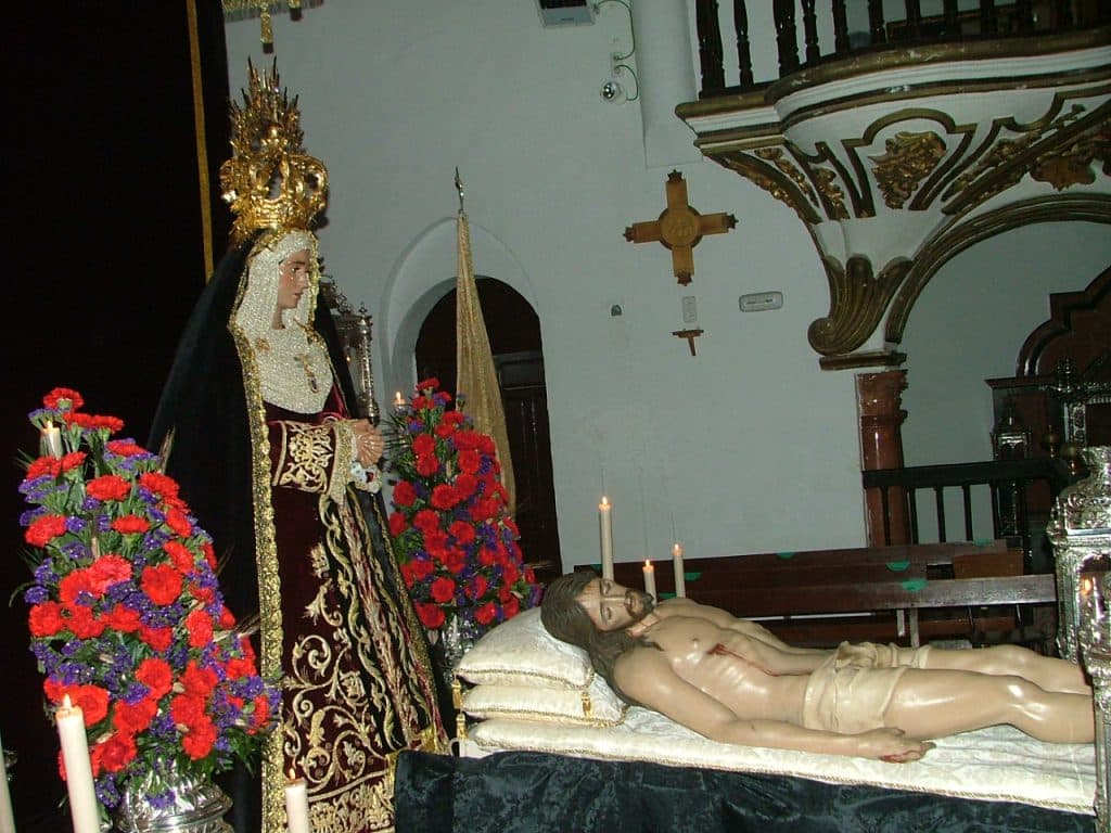 Altares de arte devocional y pasacalles de música cofrade marcarán la grandeza y pasión de las hermandades motrileñas en Semana Santa