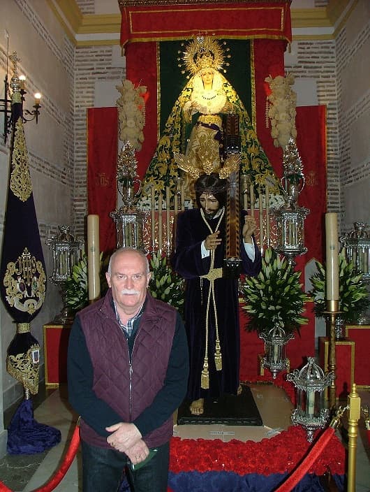 EL FARO, CON MOTRIL Y POR SU SEMANA SANTA: NAZARENO Y ESPERANZA