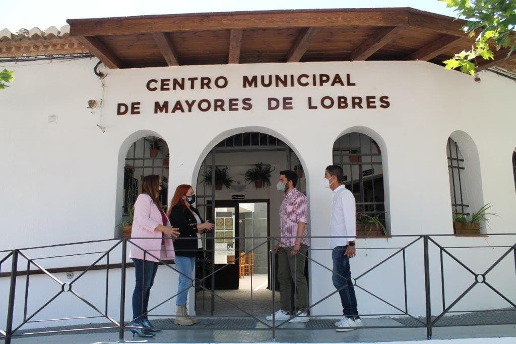 Reabre el centro municipal de mayores de Lobres tras una reforma integral