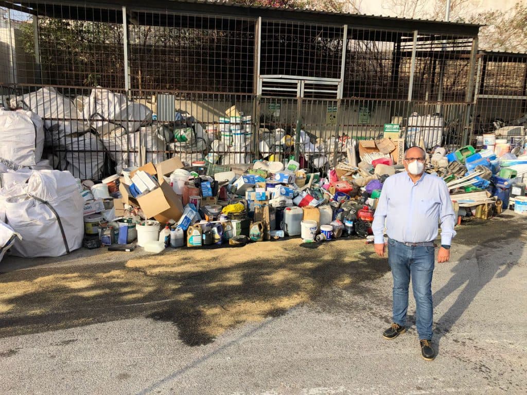 AxSí denuncia el «colapso» del Punto Limpio de Motril