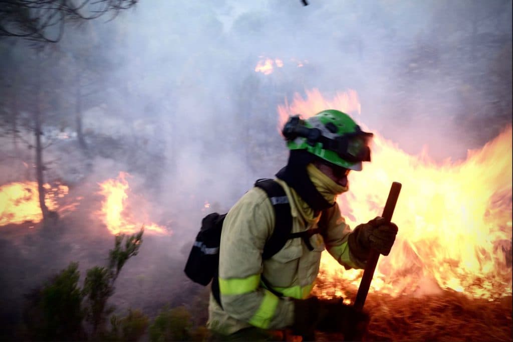 Un problema mecánico en una cosechadora provocó el incendio