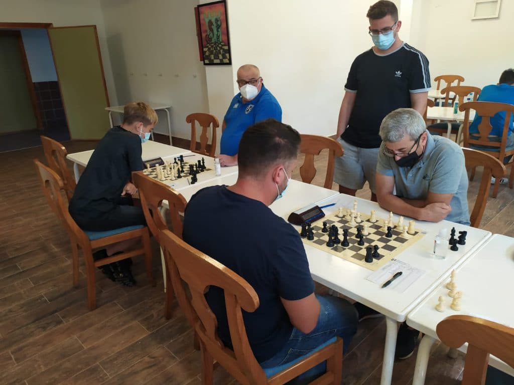 Pleno de los equipos motrileños en la tercera jornada de la Liga Andaluza por Equipos en Primera División