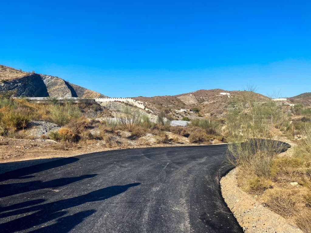 Concluye la primera fase de mejora del Camino del Cementerio en Los Tablones