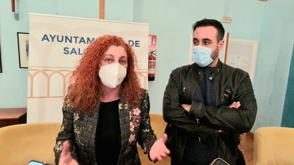 Los Reyes Magos recorrerán Salobreña en cabalgata pero no habrá acto en la plaza del Ayuntamiento ni se repartirán caramelos