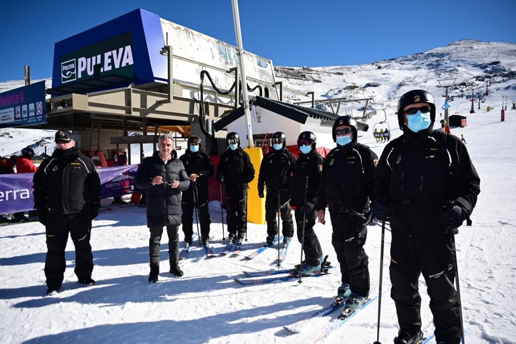 El Gobierno andaluz refuerza la presencia de la Policía Adscrita en Sierra Nevada