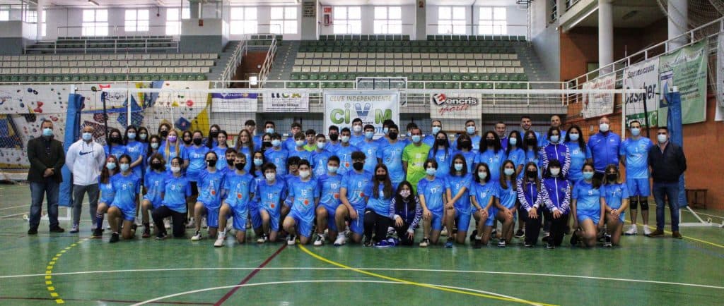 Puesta de largo del Club Independiente Voleibol Motril