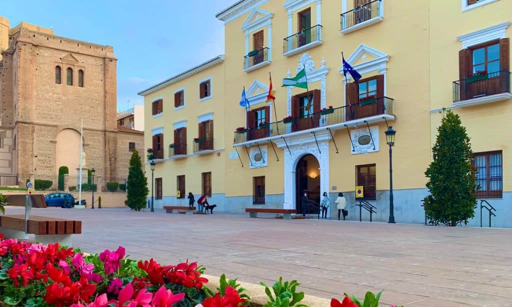 Llega a Motril la acción itinerante ‘Date una alegría en Andalucía’ para fomentar el turismo de proximidad