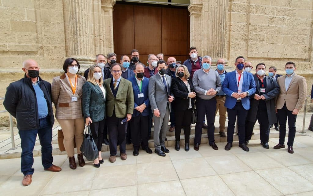 La Plataforma de la Costa Tropical lleva sus reivindicaciones hasta el Parlamento Andaluz