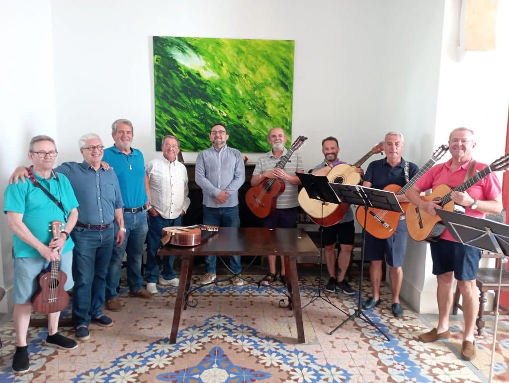 Los motrileños ‘Son de la Loma’ actuarán este viernes 17 en el Teatro Calderón