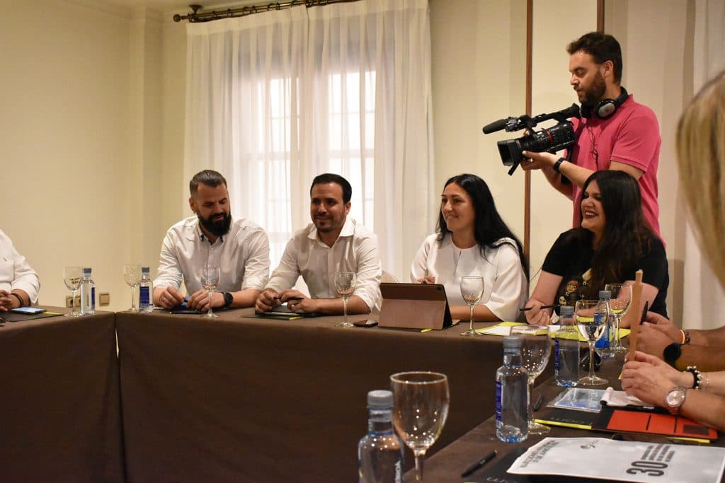 ‘Por Andalucía Granada’ impulsará un paquete de ayudas para fortalecer el comercio local y blindar “el modelo de economía sostenible que desarrollan en los barrios”