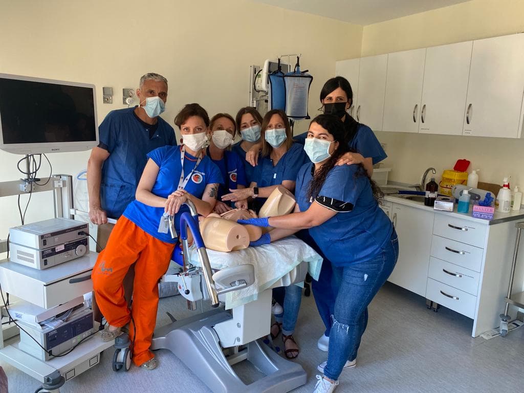 La UGC de Ginecología y Obstetricia del AGS Sur de Granada forma a sus profesionales en emergencias obstétricas por distocia de hombros