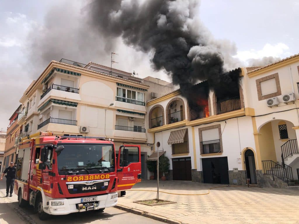 Incendio en una vivienda de la calle Fray Vicente Pinilla de Motril