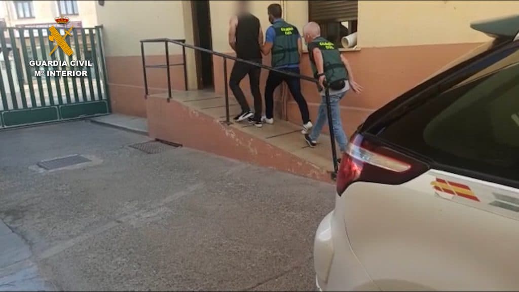 La Guardia Civil detiene en Almería a un ciudadano albanés buscado por terrorismo