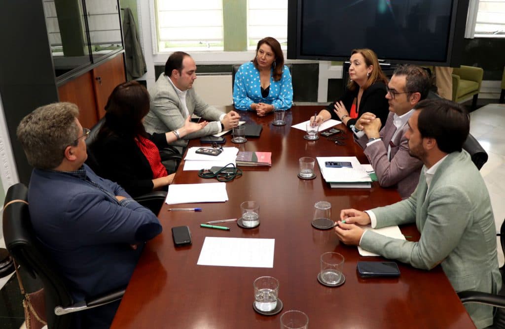 700 municipios andaluces pueden solicitar ya las ayudas convocadas por la Junta para mejorar el abastecimiento y evitar las pérdidas de agua