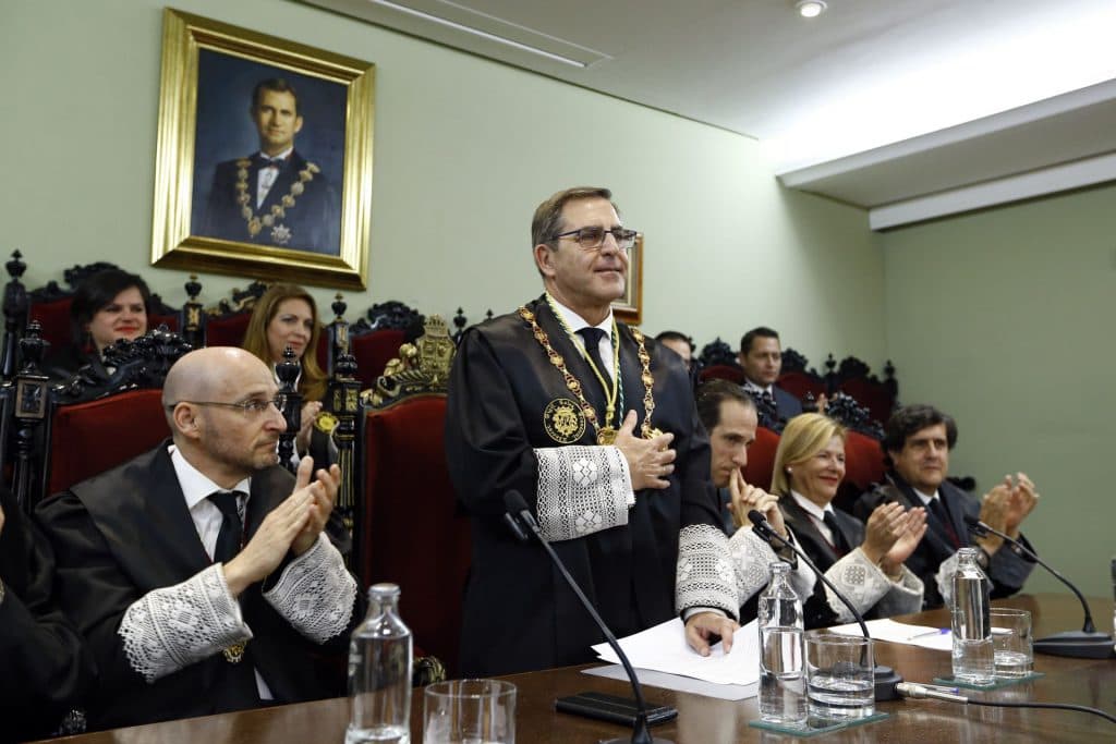 Leandro Cabrera revalida su cargo como Decano del Colegio de Abogados de Granada para los próximos cuatro años