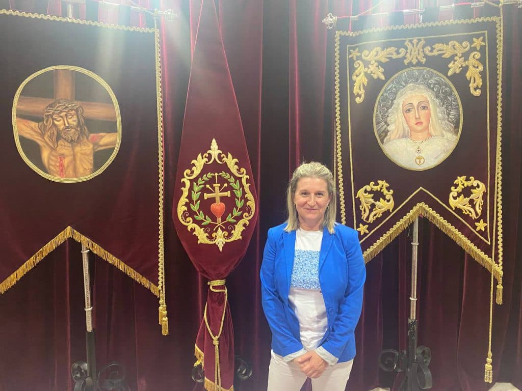 Yolanda Rodríguez, nueva Hermana Mayor de la Cofradía Salud y Consuelo de Motril