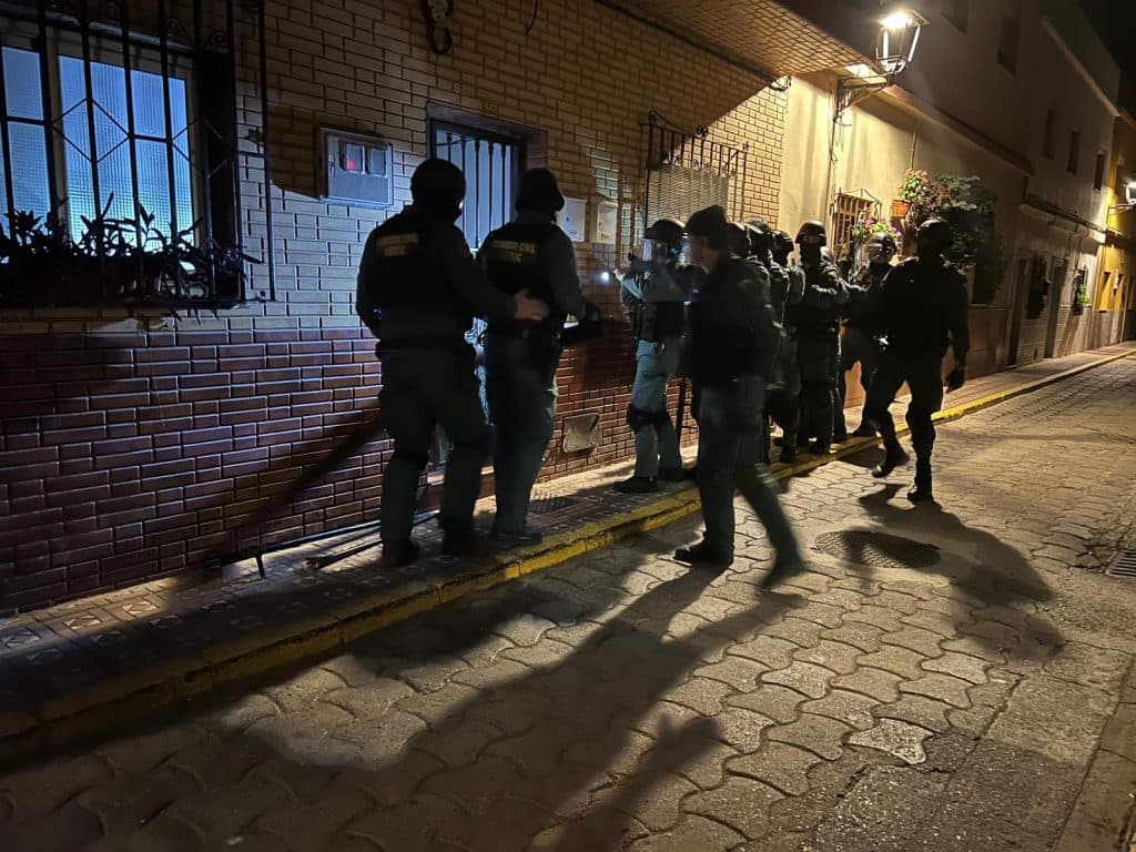 51 detenidos por contrabando de tabaco