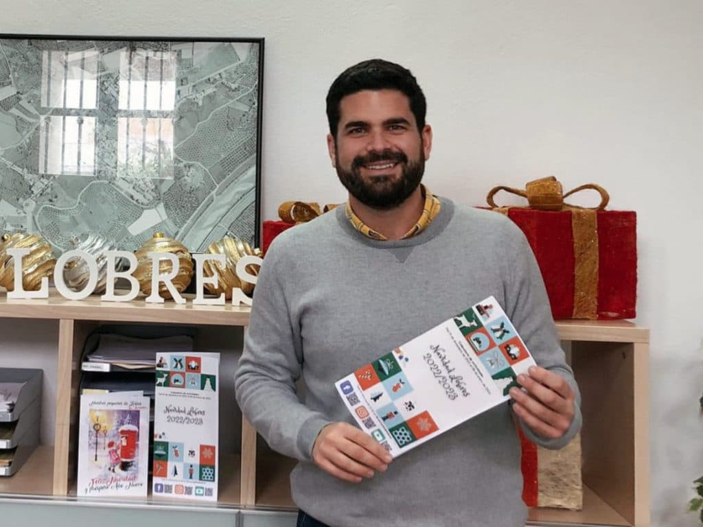 Arranca hoy la programación navideña de Lobres con la merienda para mayores